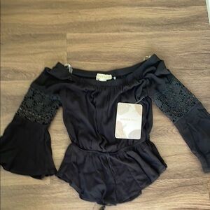 Coco & Shay Women Blouse Size XS NWT